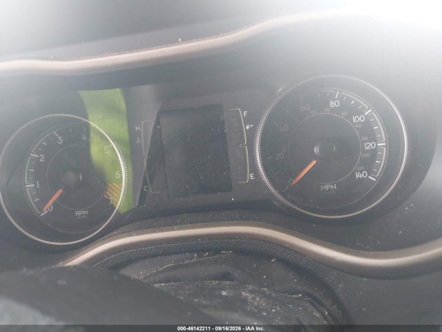 2015 Jeep Cherokee Latitude მანქანა იყიდება აუქციონზე, vin: 1C4PJMCB5FW619411, აუქციონის ნომერი: 46142211