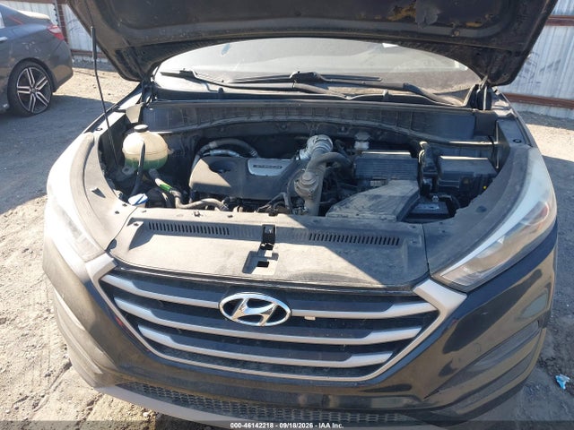2018 Hyundai Tucson Value მანქანა იყიდება აუქციონზე, vin: KM8J33A28JU674755, აუქციონის ნომერი: 46142218