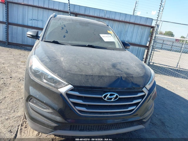 2018 Hyundai Tucson Value მანქანა იყიდება აუქციონზე, vin: KM8J33A28JU674755, აუქციონის ნომერი: 46142218