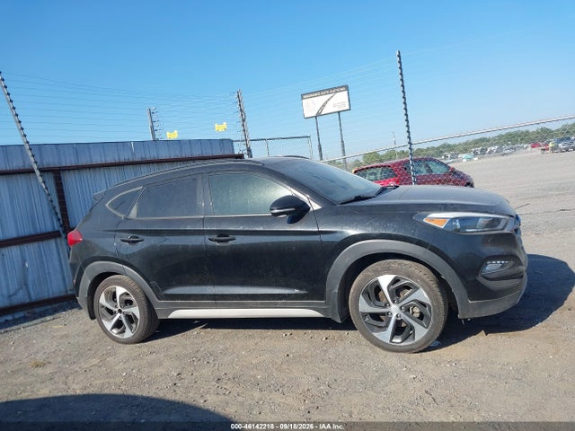 2018 Hyundai Tucson Value მანქანა იყიდება აუქციონზე, vin: KM8J33A28JU674755, აუქციონის ნომერი: 46142218
