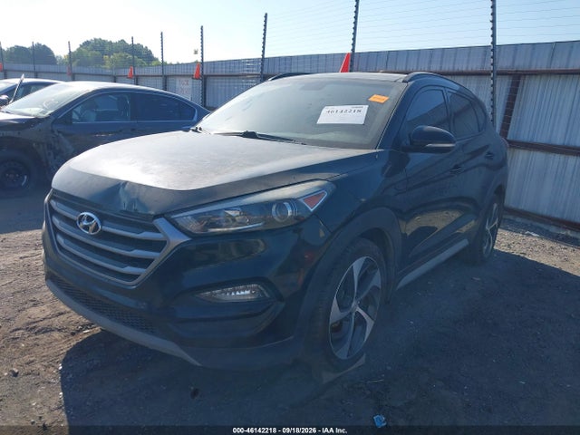 2018 Hyundai Tucson Value მანქანა იყიდება აუქციონზე, vin: KM8J33A28JU674755, აუქციონის ნომერი: 46142218