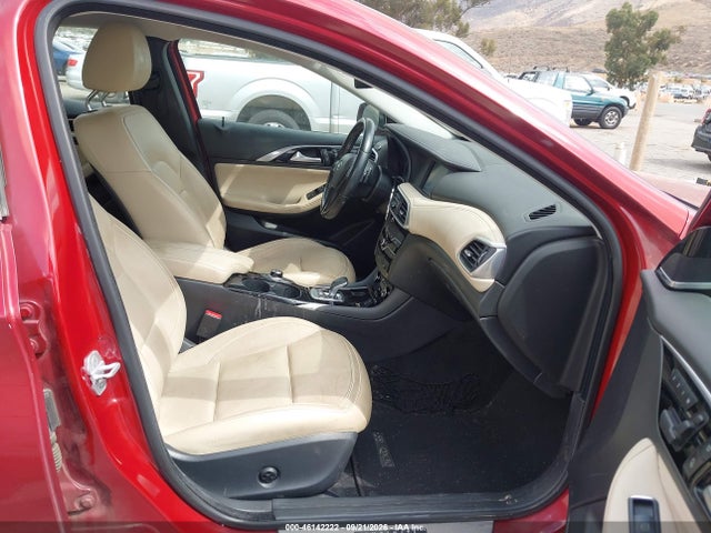 46142222 :رقم المزاد ، SJKCH5CRXJA053651 vin ، 2018 Infiniti Qx30 Premium مزاد بيع