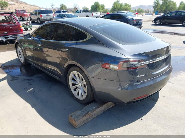 Продажа на аукционе авто 2017 Tesla Model S 60/75, vin: 5YJSA1E14HF194073, номер лота: 46142223