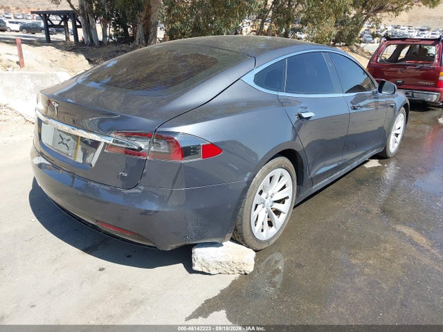 Продажа на аукционе авто 2017 Tesla Model S 60/75, vin: 5YJSA1E14HF194073, номер лота: 46142223