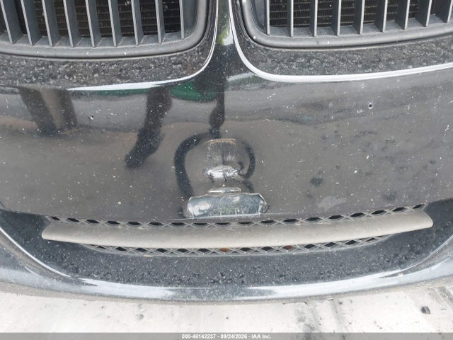 Продажа на аукционе авто 2006 Bmw 325i, vin: WBAVB13546KX49195, номер лота: 46142237