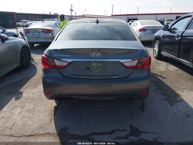 Hyundai SONATA GLS 2014 5NPEB4AC3EH855706 Image 16