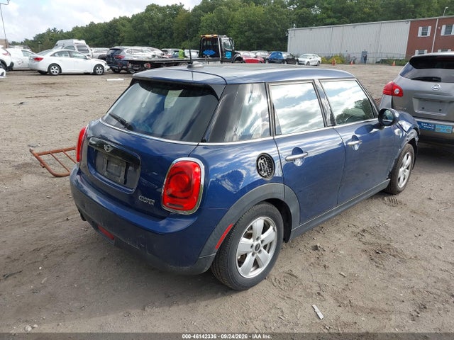46142336 :رقم المزاد ، WMWXU1C55G2D09879 vin ، 2016 Mini Hardtop Cooper مزاد بيع