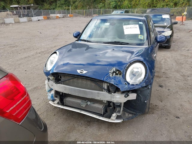 46142336 :رقم المزاد ، WMWXU1C55G2D09879 vin ، 2016 Mini Hardtop Cooper مزاد بيع