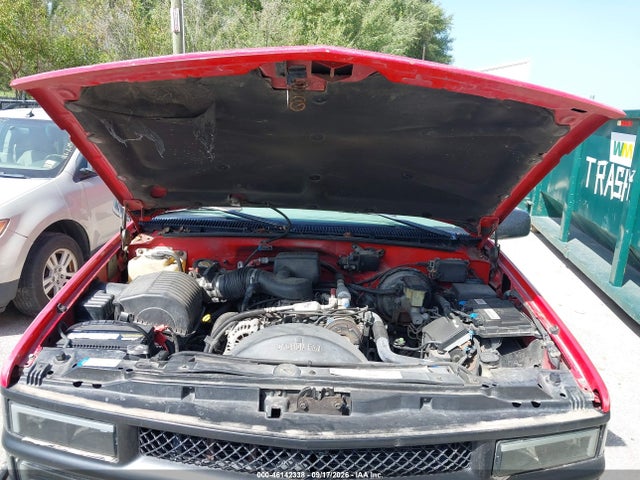 46142338 :رقم المزاد ، 1GNFK16R7XJ361396 vin ، 1999 Chevrolet Suburban 1500 Lt مزاد بيع