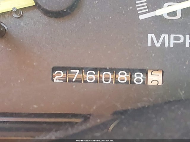 46142338 :رقم المزاد ، 1GNFK16R7XJ361396 vin ، 1999 Chevrolet Suburban 1500 Lt مزاد بيع