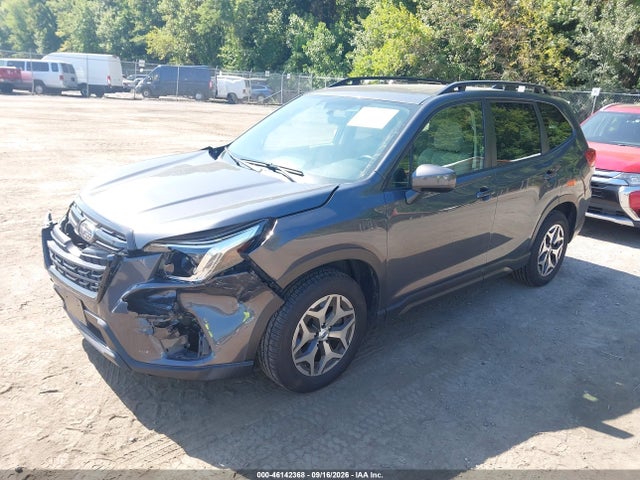 46142368 :رقم المزاد ، JF2SKAECXNH464323 vin ، 2022 Subaru Forester Premium مزاد بيع