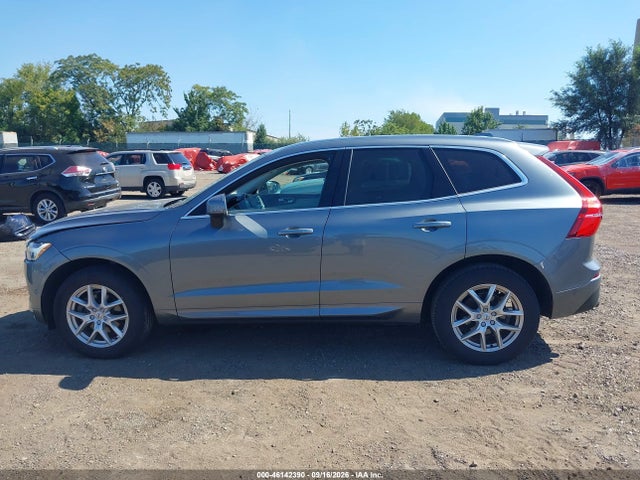 2018 Volvo Xc60 T5 Momentum მანქანა იყიდება აუქციონზე, vin: YV4102RK8J1075543, აუქციონის ნომერი: 46142390