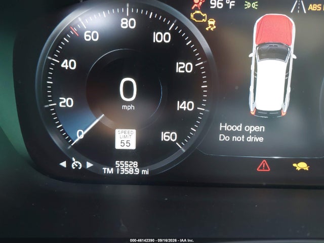 2018 Volvo Xc60 T5 Momentum მანქანა იყიდება აუქციონზე, vin: YV4102RK8J1075543, აუქციონის ნომერი: 46142390