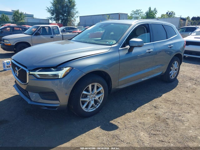 2018 Volvo Xc60 T5 Momentum მანქანა იყიდება აუქციონზე, vin: YV4102RK8J1075543, აუქციონის ნომერი: 46142390