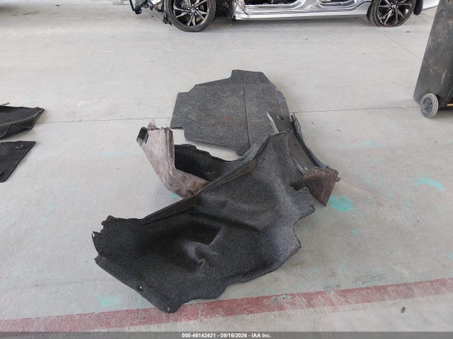 46142421 :رقم المزاد ، 2T1BURHE6EC063330 vin ، 2014 Toyota Corolla S Plus مزاد بيع