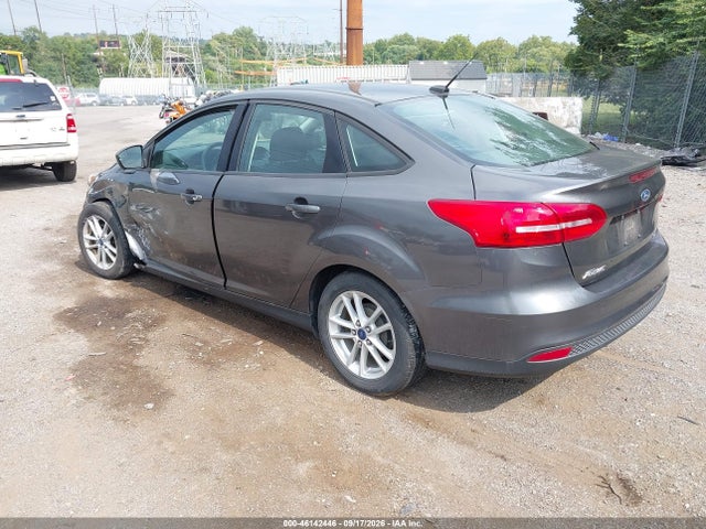 Ford FOCUS SE 2015 1FADP3F21FL316429 Image 3
