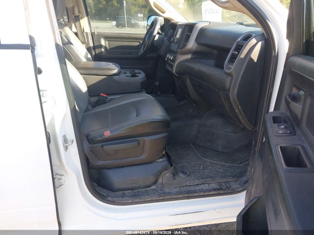 46142475 :رقم المزاد ، 3C63R3GJ4LG198141 vin ، 2020 Ram 3500 Tradesman  4x4 8' Box مزاد بيع