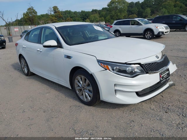 Продаж на аукціоні авто 2016 Kia Optima Ex, vin: 5XXGU4L37GG074606, номер лоту: 46142567