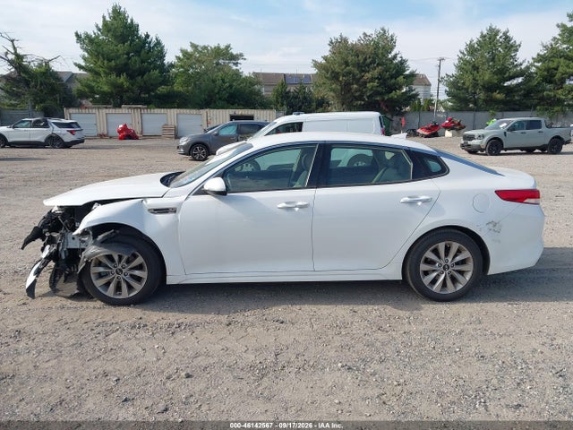 Продаж на аукціоні авто 2016 Kia Optima Ex, vin: 5XXGU4L37GG074606, номер лоту: 46142567