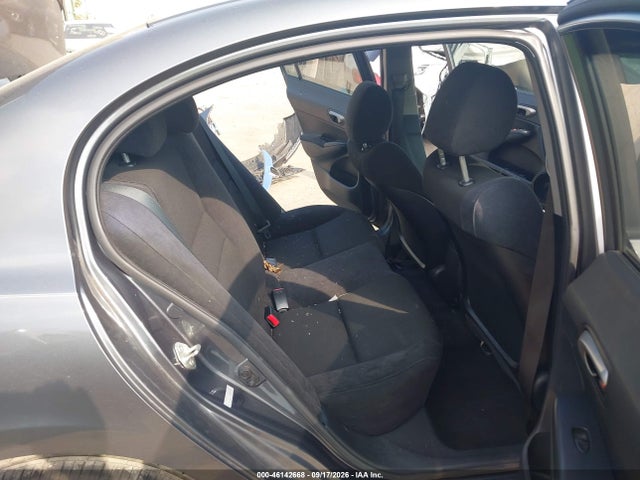 46142668 :رقم المزاد ، 19XFA1F67BE006980 vin ، 2011 Honda Civic Lx-s مزاد بيع
