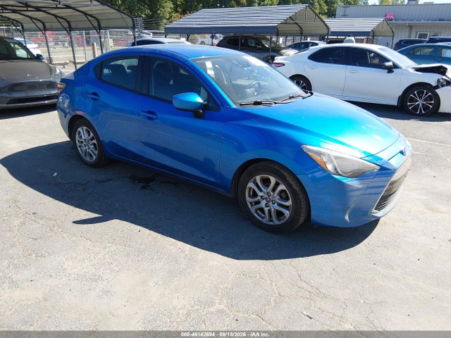 46142694 :رقم المزاد ، 3MYDLBYVXHY182412 vin ، 2017 Toyota Yaris Ia مزاد بيع