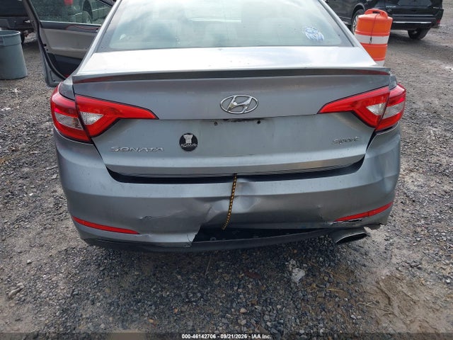 2015 Hyundai Sonata Se მანქანა იყიდება აუქციონზე, vin: 5NPE24AFXFH076525, აუქციონის ნომერი: 46142706