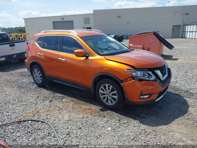 2017 Nissan Rogue Sv მანქანა იყიდება აუქციონზე, vin: JN8AT2MT1HW141121, აუქციონის ნომერი: 46142709