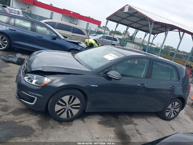 2016 Volkswagen E-golf Se მანქანა იყიდება აუქციონზე, vin: WVWKP7AU7GW900089, აუქციონის ნომერი: 46142748