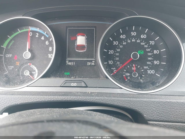 2016 Volkswagen E-golf Se მანქანა იყიდება აუქციონზე, vin: WVWKP7AU7GW900089, აუქციონის ნომერი: 46142748
