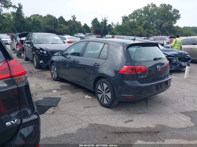 2016 Volkswagen E-golf Se მანქანა იყიდება აუქციონზე, vin: WVWKP7AU7GW900089, აუქციონის ნომერი: 46142748