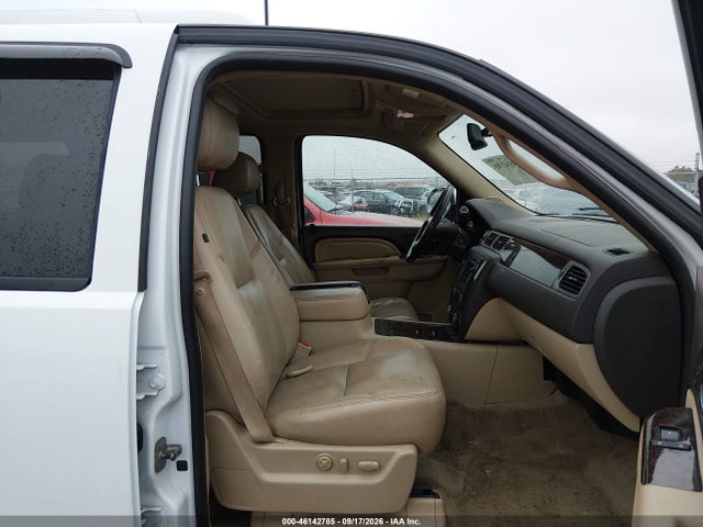 Продажа на аукционе авто 2011 Gmc Yukon Xl 1500 Denali, vin: 1GKS2MEF3BR234238, номер лота: 46142785