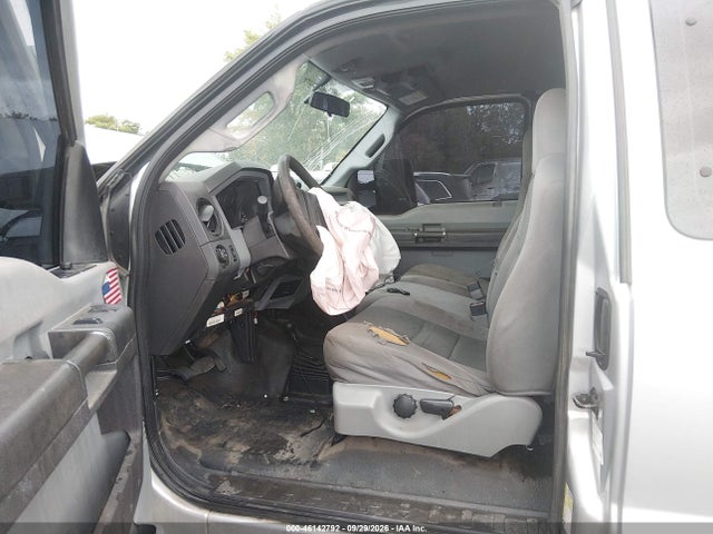 Продажа на аукционе авто 2015 Ford F-350 Xl, vin: 1FT8X3B6XFEA20009, номер лота: 46142792