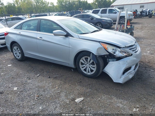 46142801 :رقم المزاد ، 5NPEB4AC5CH481631 vin ، 2012 Hyundai Sonata Gls مزاد بيع