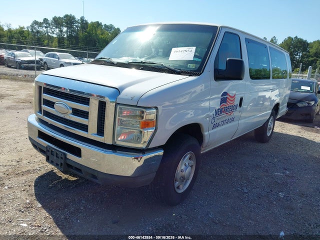 Ford E-350 Super Duty Xlt 2014 1FBSS3BL3EDA81480 Image 2