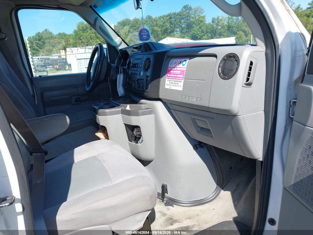 Ford E-350 Super Duty Xlt 2014 1FBSS3BL3EDA81480 Image 5
