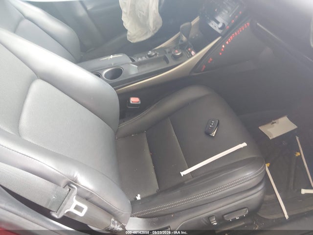 Продаж на аукціоні авто 2014 Lexus Is 250, vin: JTHCF1D25E5010576, номер лоту: 46142858
