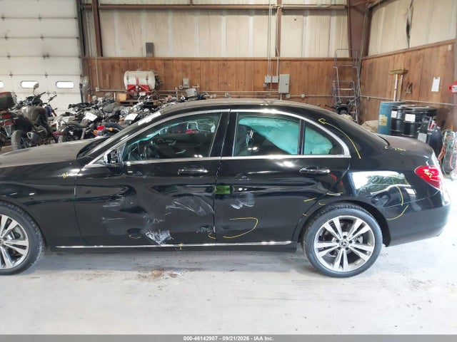 Продаж на аукціоні авто 2018 Mercedes-benz C 300 4matic, vin: WDDWF4KB1JR416673, номер лоту: 46142907