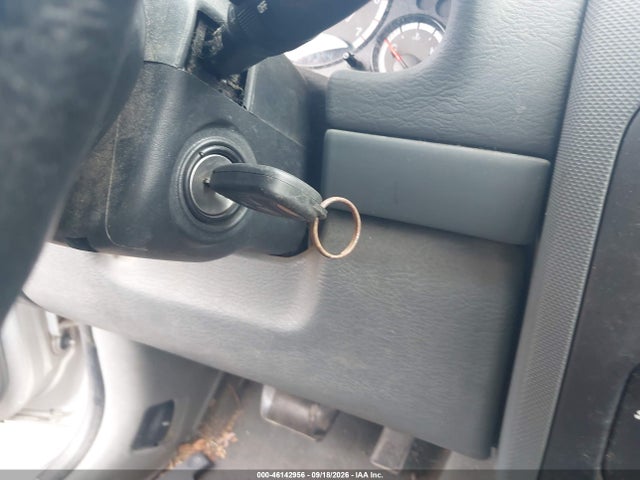 46142956 :رقم المزاد ، 1J4GL48K15W701275 vin ، 2005 Jeep Liberty Sport مزاد بيع