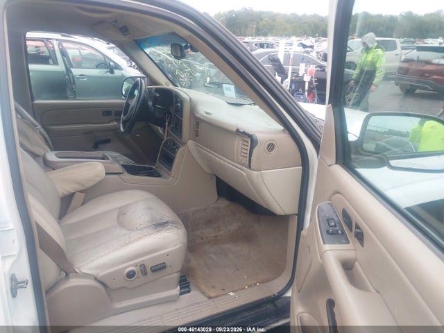 Aukcja sprzedaży 2004 Chevrolet Suburban 1500 Lt, vin: 3GNFK16T84G322521, numer aukcji: 46143029