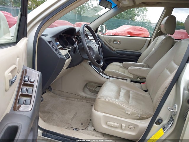 46143038 :رقم المزاد ، JTEHF21A330132920 vin ، 2003 Toyota Highlander Limited V6 مزاد بيع