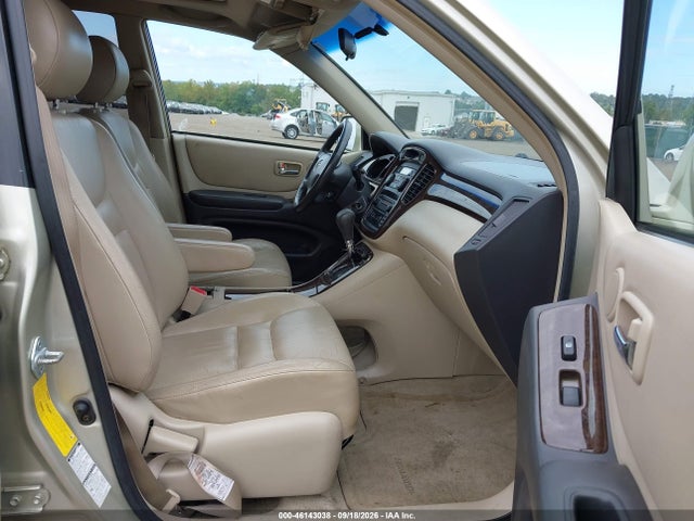 46143038 :رقم المزاد ، JTEHF21A330132920 vin ، 2003 Toyota Highlander Limited V6 مزاد بيع