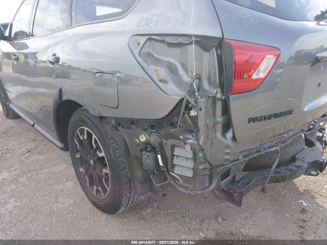 Продаж на аукціоні авто 2020 Nissan Pathfinder Sl 2wd, vin: 5N1DR2CN1LC630411, номер лоту: 46143077