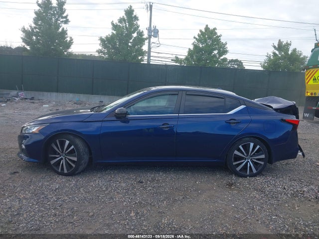 2020 Nissan Altima Sr Vc-turbo Fwd მანქანა იყიდება აუქციონზე, vin: 1N4AL4CV5LC113641, აუქციონის ნომერი: 46143123