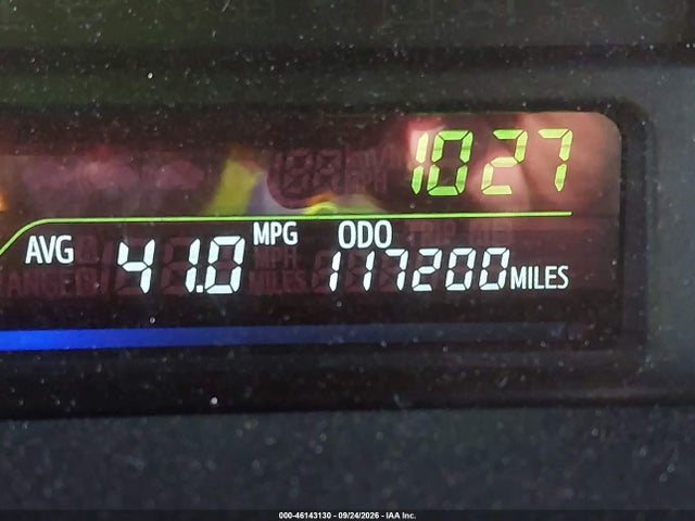 JTDZN3EUXE3291439 Toyota Prius V Three