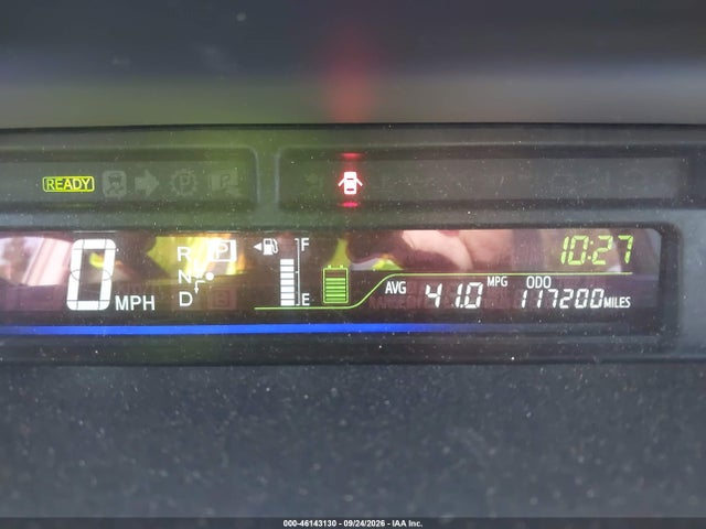 JTDZN3EUXE3291439 Toyota Prius V Three