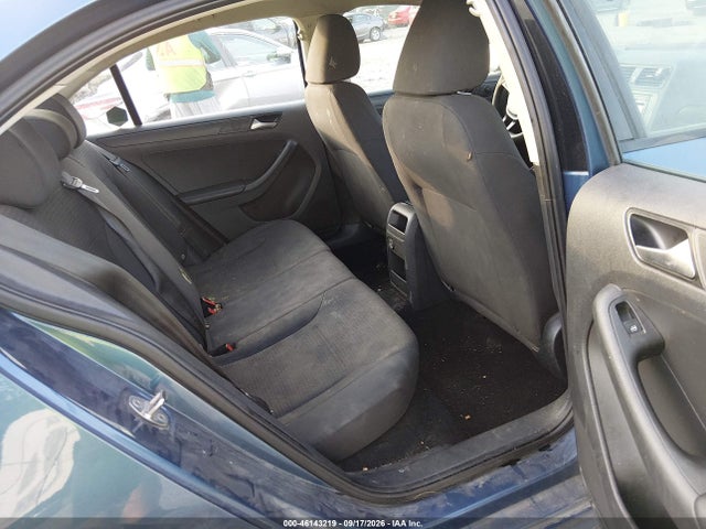 Продаж на аукціоні авто 2015 Volkswagen Jetta 2.0l S, vin: 3VW2K7AJ1FM342322, номер лоту: 46143219