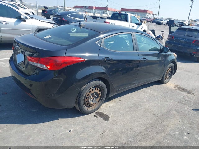 Продаж на аукціоні авто 2013 Hyundai Elantra Gls, vin: KMHDH4AE9DU598787, номер лоту: 46143227