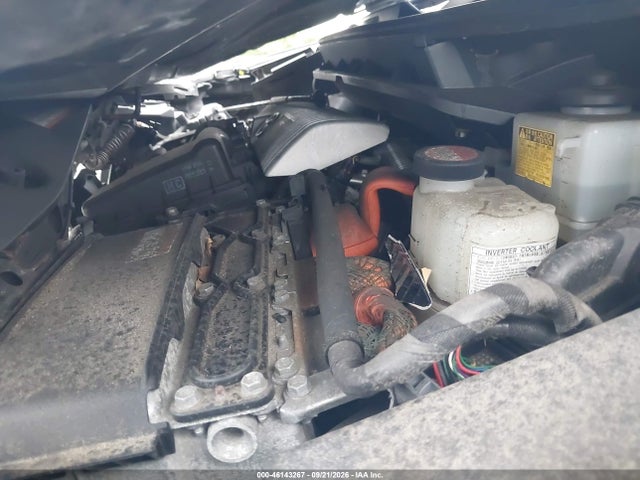 46143267 :رقم المزاد ، JTDZN3EU9GJ051698 vin ، 2016 Toyota Prius V Four مزاد بيع