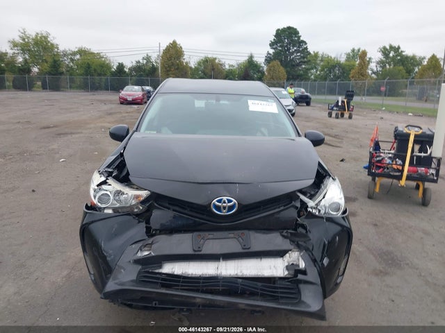 46143267 :رقم المزاد ، JTDZN3EU9GJ051698 vin ، 2016 Toyota Prius V Four مزاد بيع