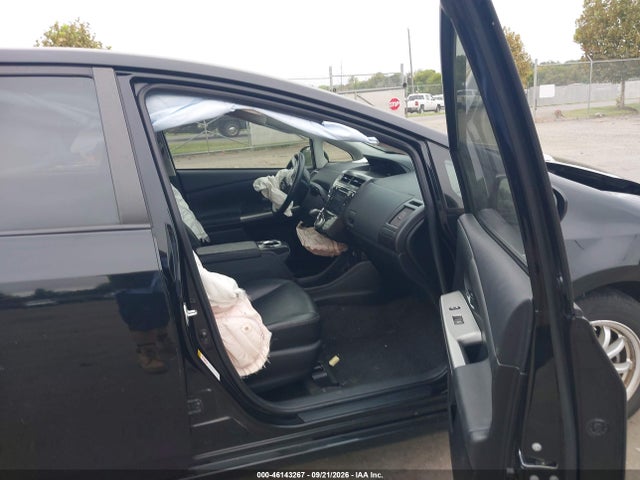 46143267 :رقم المزاد ، JTDZN3EU9GJ051698 vin ، 2016 Toyota Prius V Four مزاد بيع